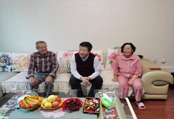 说明: 谢院长